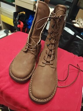 Classic Brown Lace-Up Women's Combat Boots 40 EU
